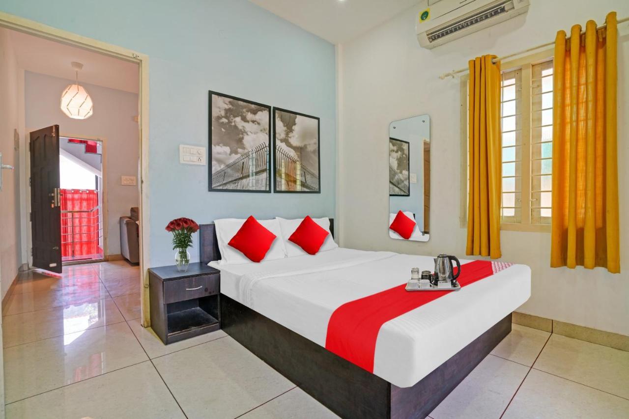 Oyo Thykoodam Sleep Inn Kochi ภายนอก รูปภาพ