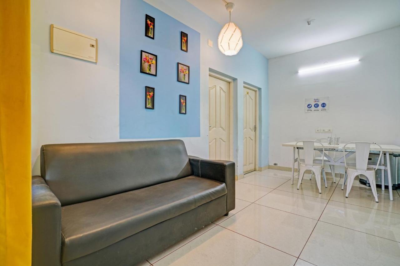 Oyo Thykoodam Sleep Inn Kochi ภายนอก รูปภาพ