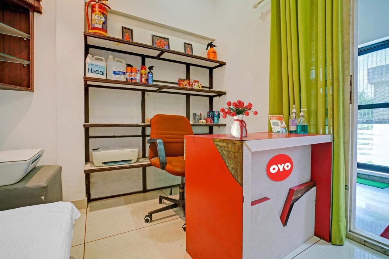 Oyo Thykoodam Sleep Inn Kochi ภายนอก รูปภาพ