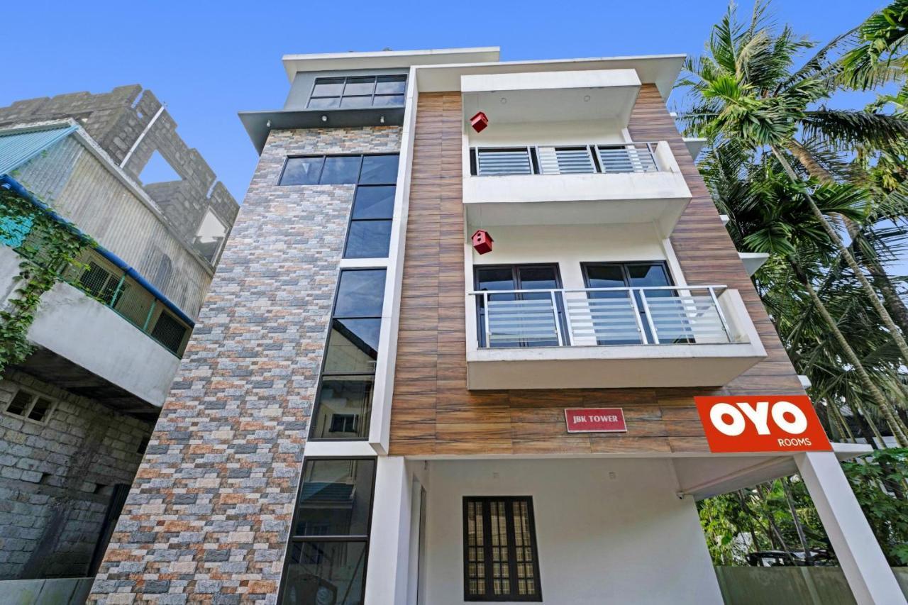 Oyo Thykoodam Sleep Inn Kochi ภายนอก รูปภาพ